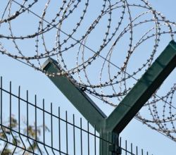 Özgürler Çit Sistemi